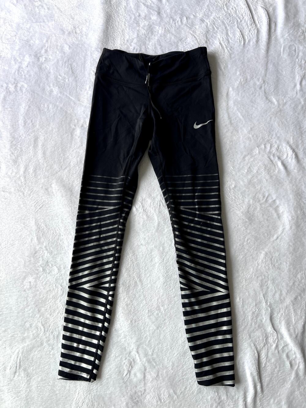 Nike Dri-FIT Reflective Running Leggings Medium